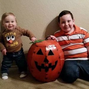 Meet your Posher, Clint